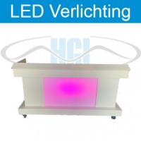 DJ booth wit met LED verlichting